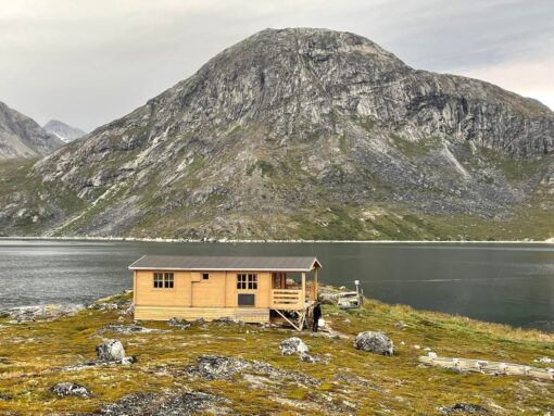 Træhytte "Hymer" i Grønland – Prototype til Helårsbrug