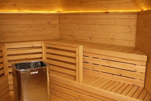 Saunahytte 9.2 – rummelig luksus sauna til haven