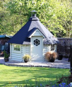 Grillhytte 7,0 m² – Rummelig skandinavisk grillhytte