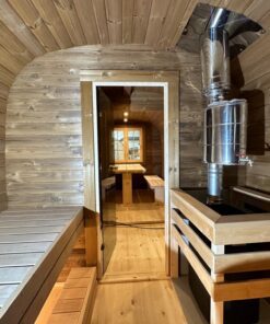Sauna Bus 5,9 m x 2,3 m lavet af termotræ