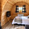 Isoleret Campingpod med Sideindgang – 3,25 × 5,9 m